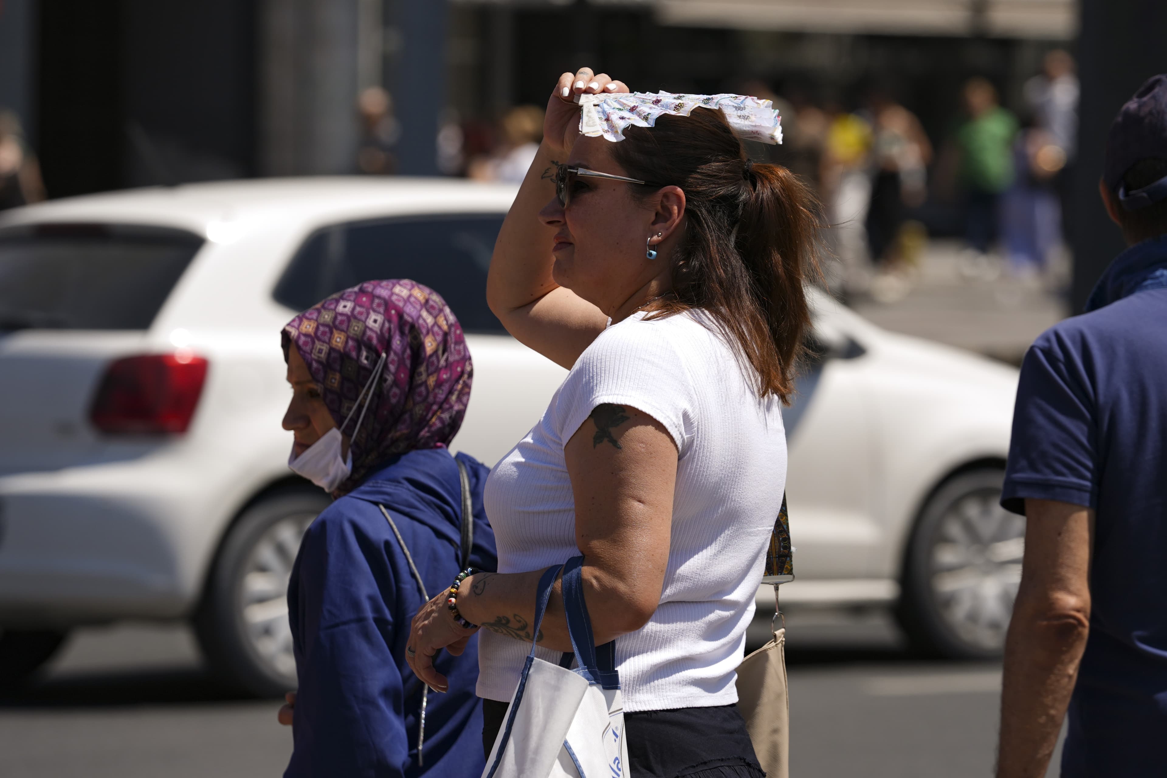 İstanbul'da sıcak hava dalgası etkili olacak.