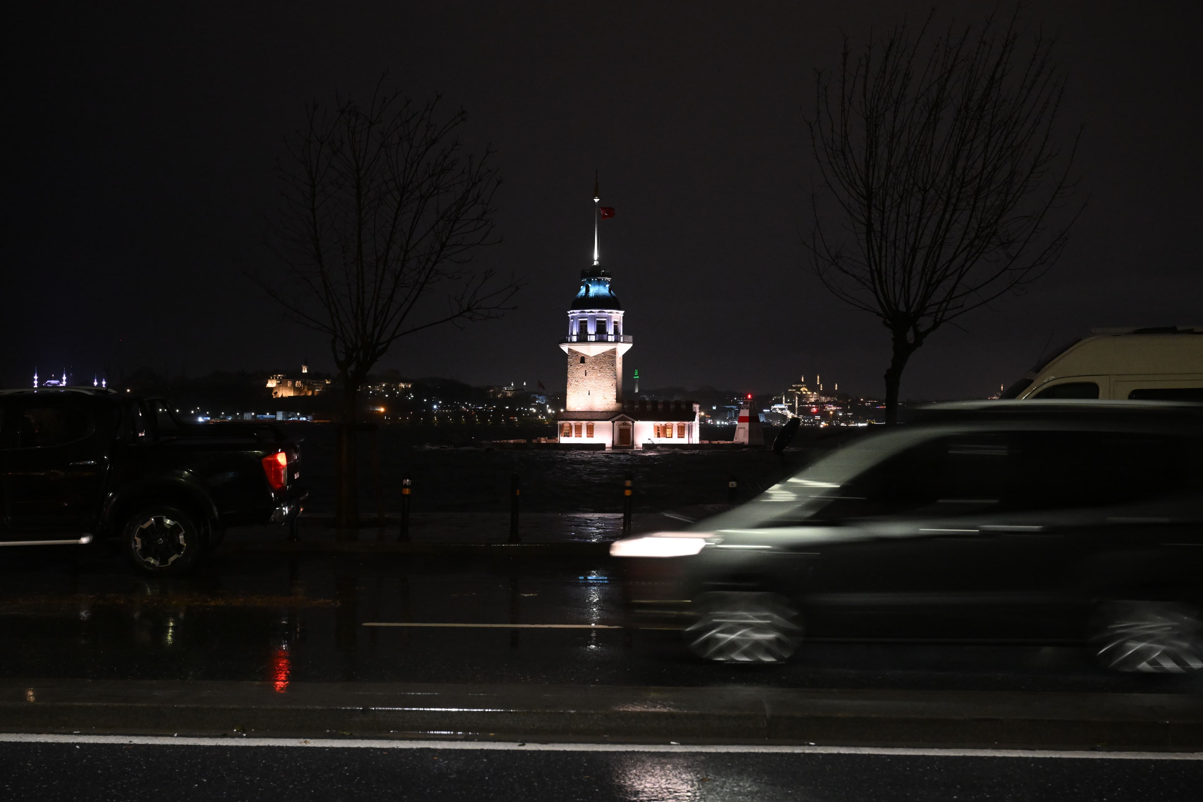 AKOM, İstanbul için gece başlayacak yağmur uyarısında bulundu