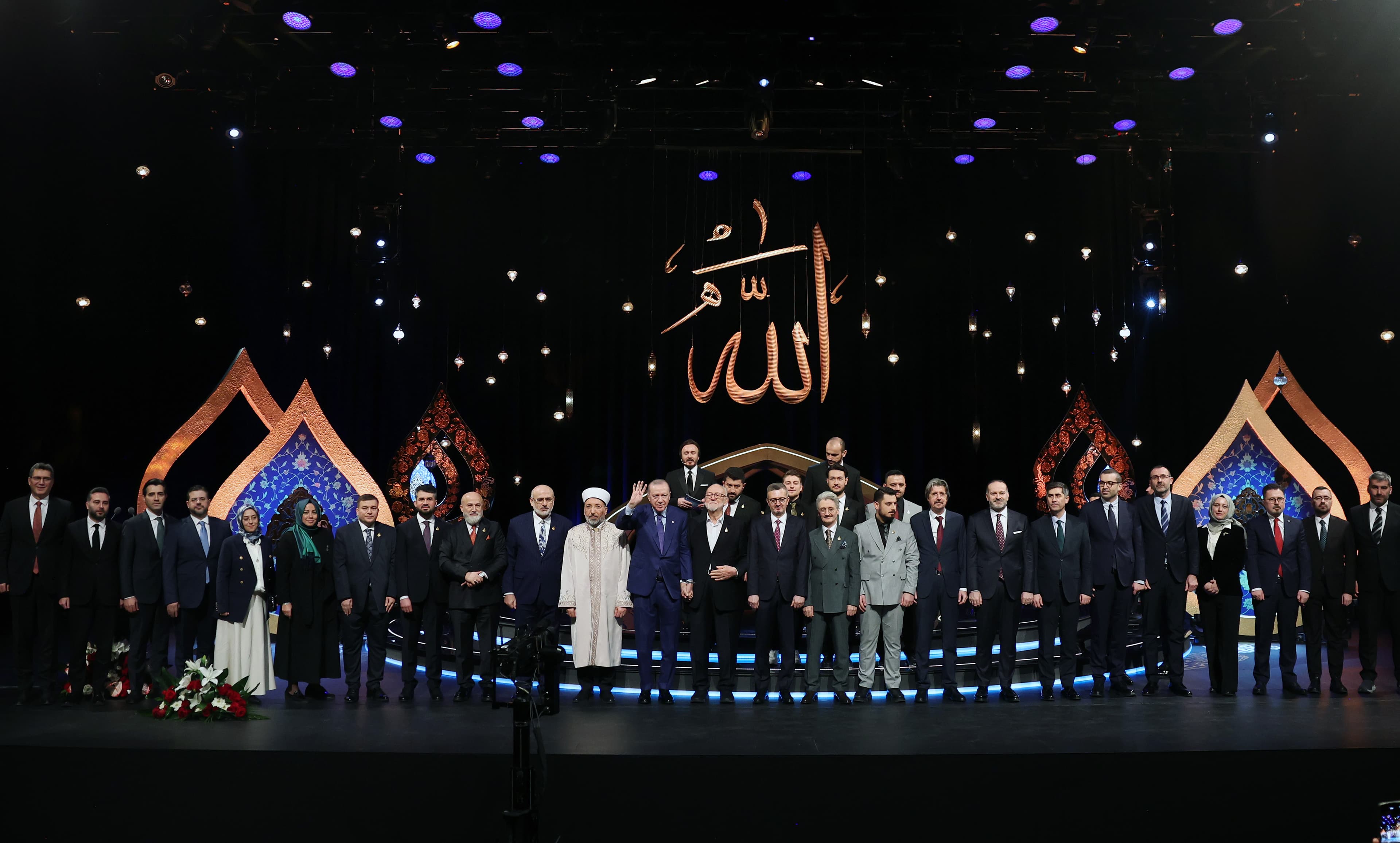 Cumhurbaşkanı Erdoğan: Bir asır önce yazılan kanlı senaryolara izin veremeyiz