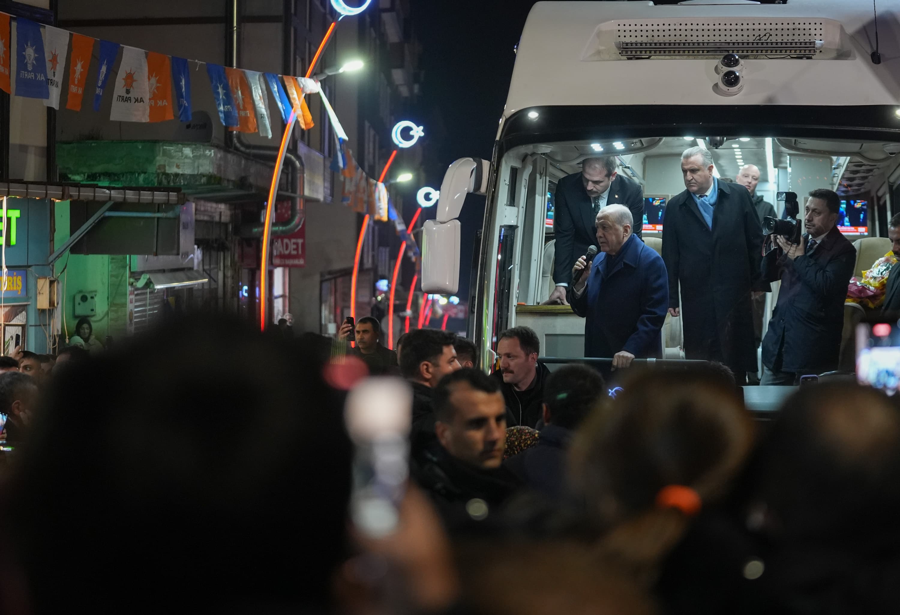 Cumhurbaşkanı Erdoğan, Güneysu'da vatandaşlara hitap etti
