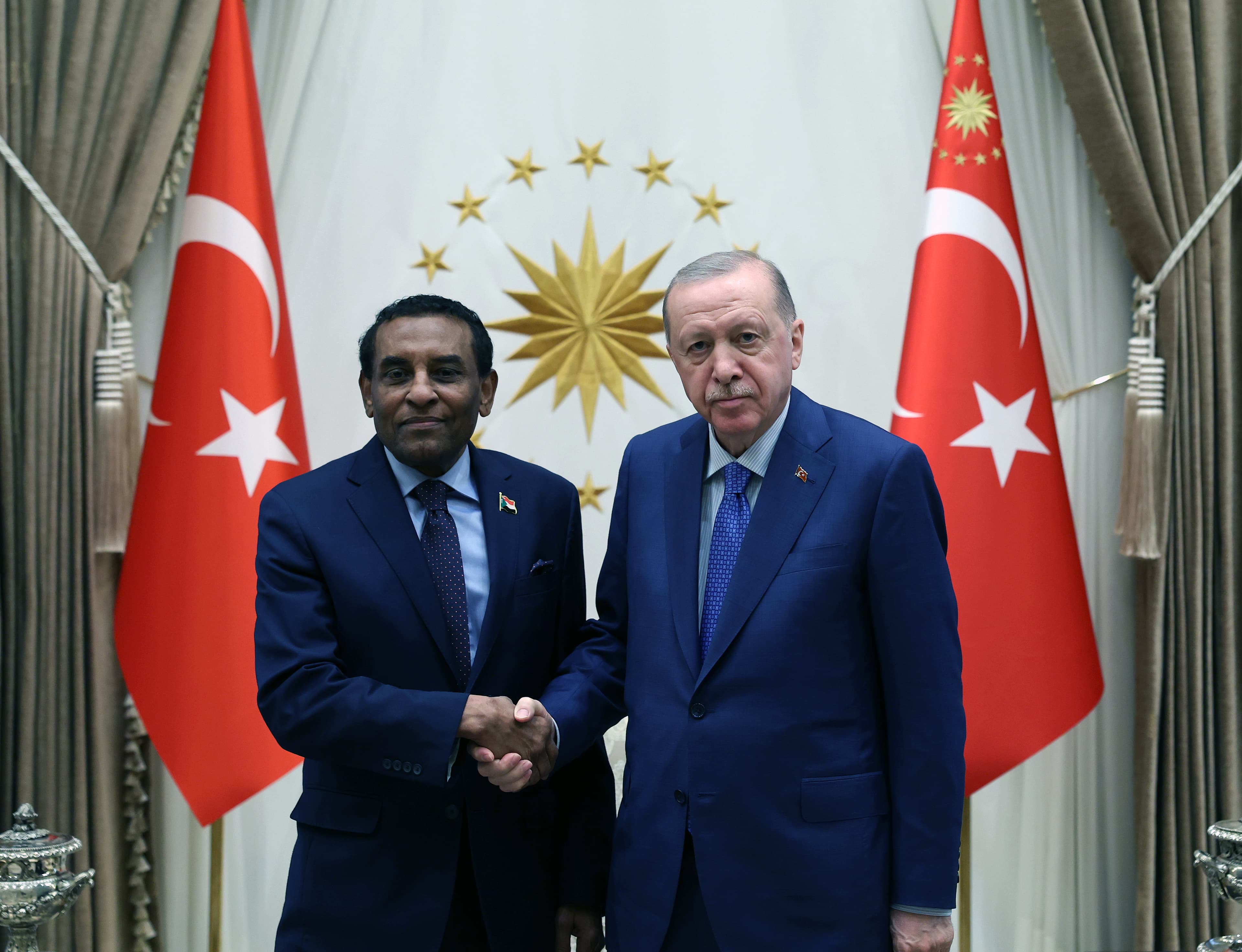 Cumhurbaşkanı Erdoğan, Sudan Başbakanı Kamil İdris'i ağırladı
