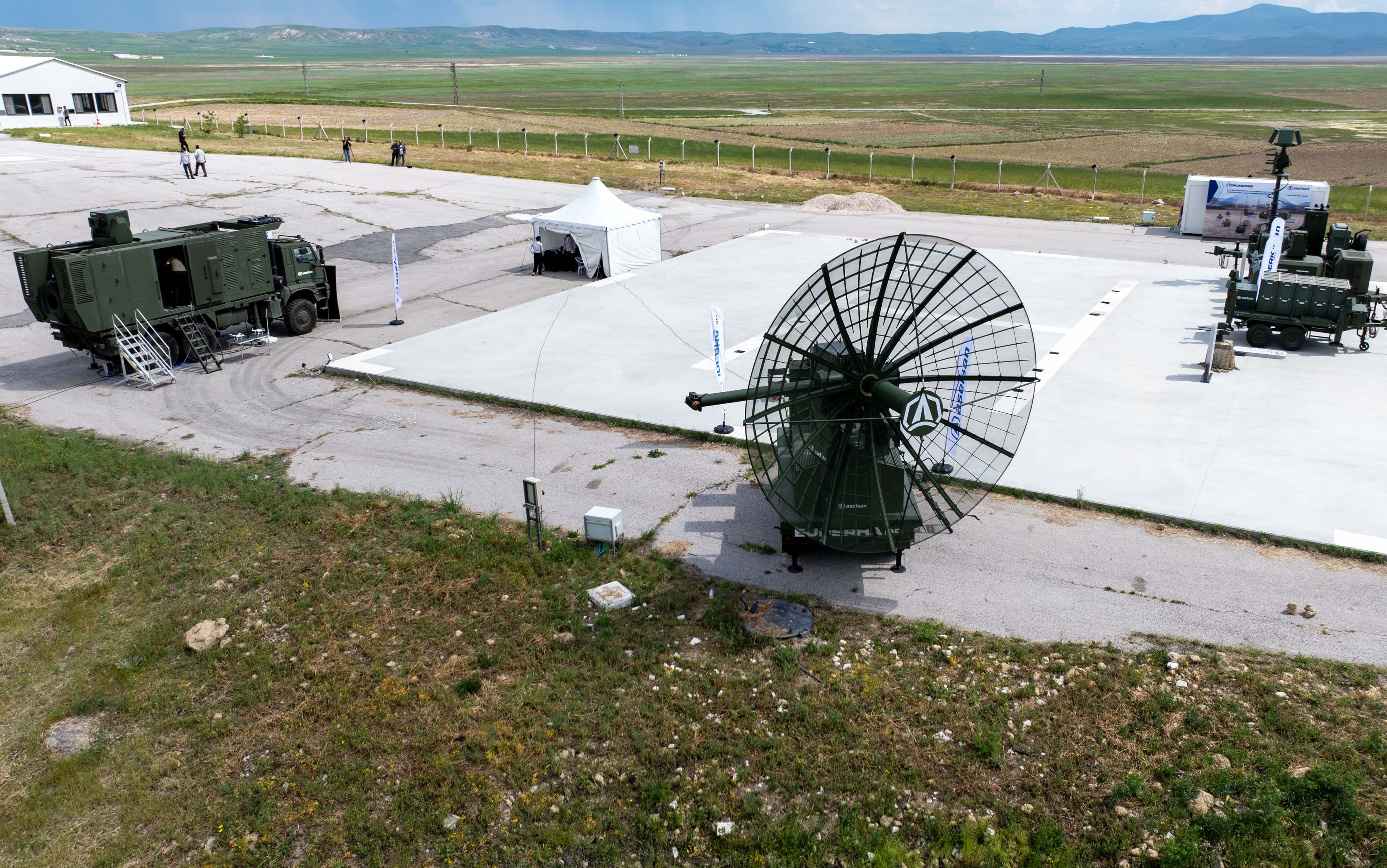 ASELSAN'dan DRONEDEF: Farklı konumlardan geldiler, saniyeler içinde yok etti