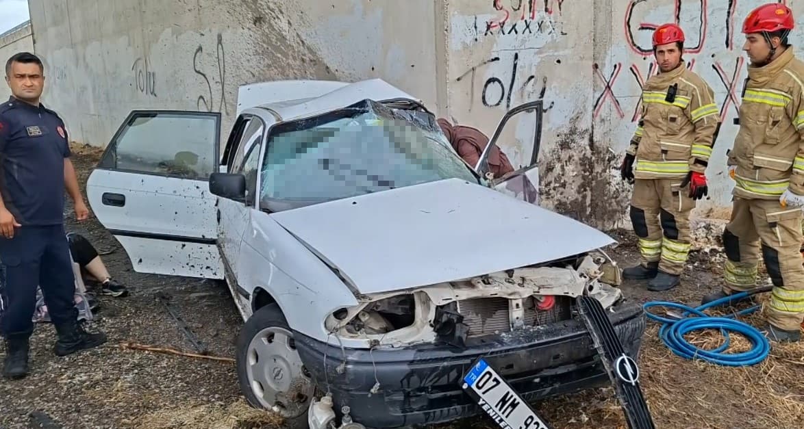 Bursa'da köprü altında kaza: 3 ölü, 2 yaralı