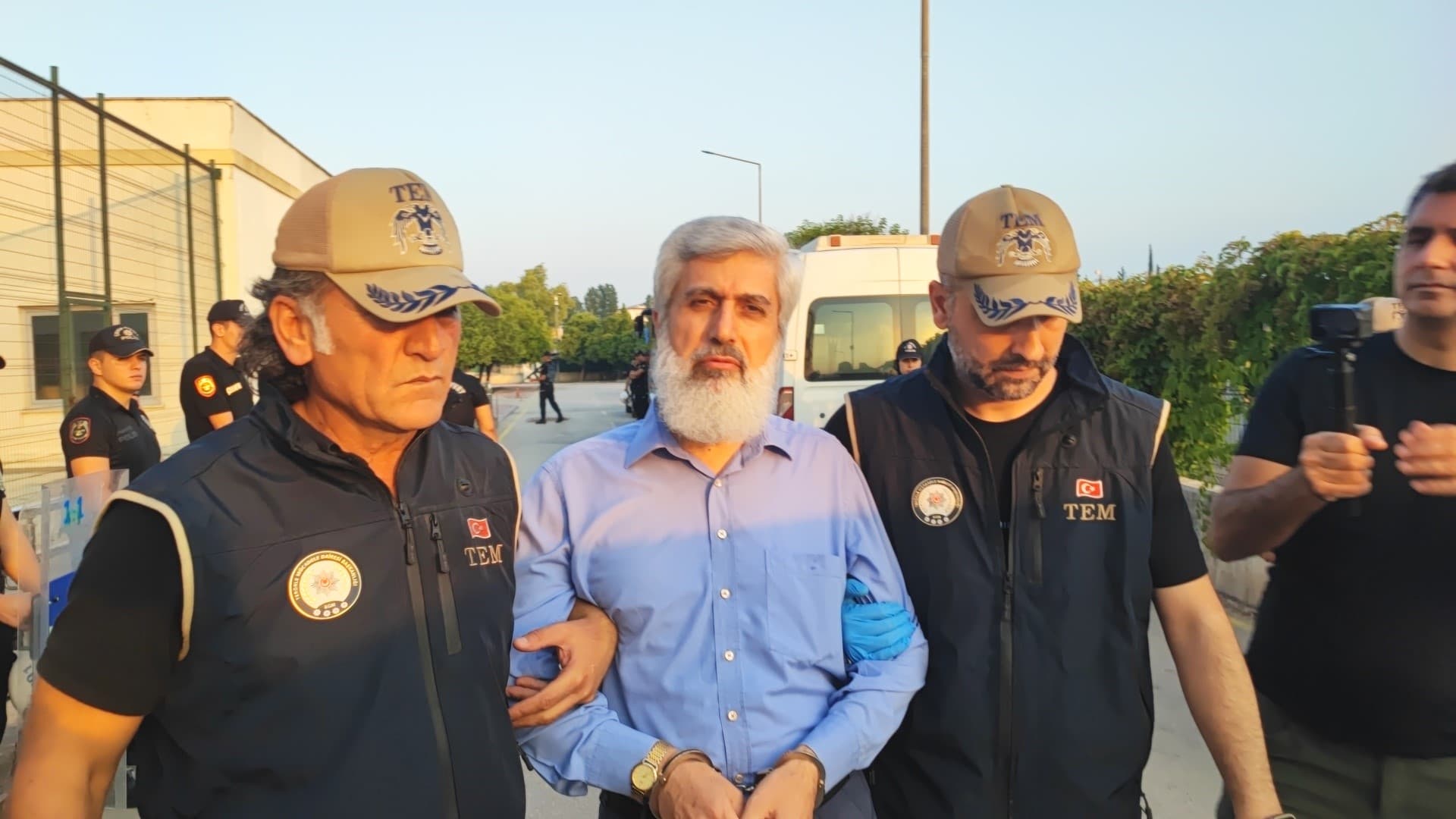 Alparslan Kuytul ve eşi hakkında yöneltilen suçlamalar açıklandı