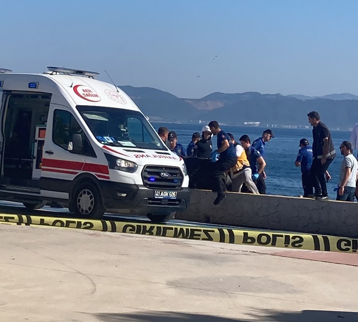 Darıca sahilinde üç kardeşin cesedi bulundu, dördüncü kardeş sağ olarak kurtarıldı