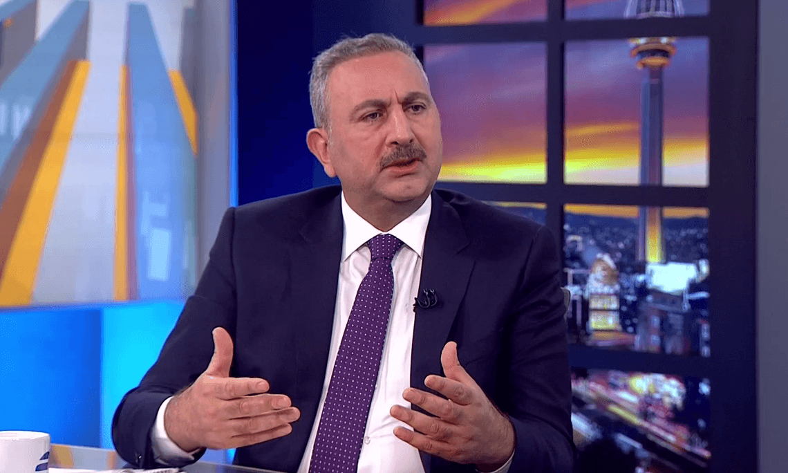 Abdulhamit Gül, yasanın toplumsal mutabakatla çözülmesini istediklerini belirtti