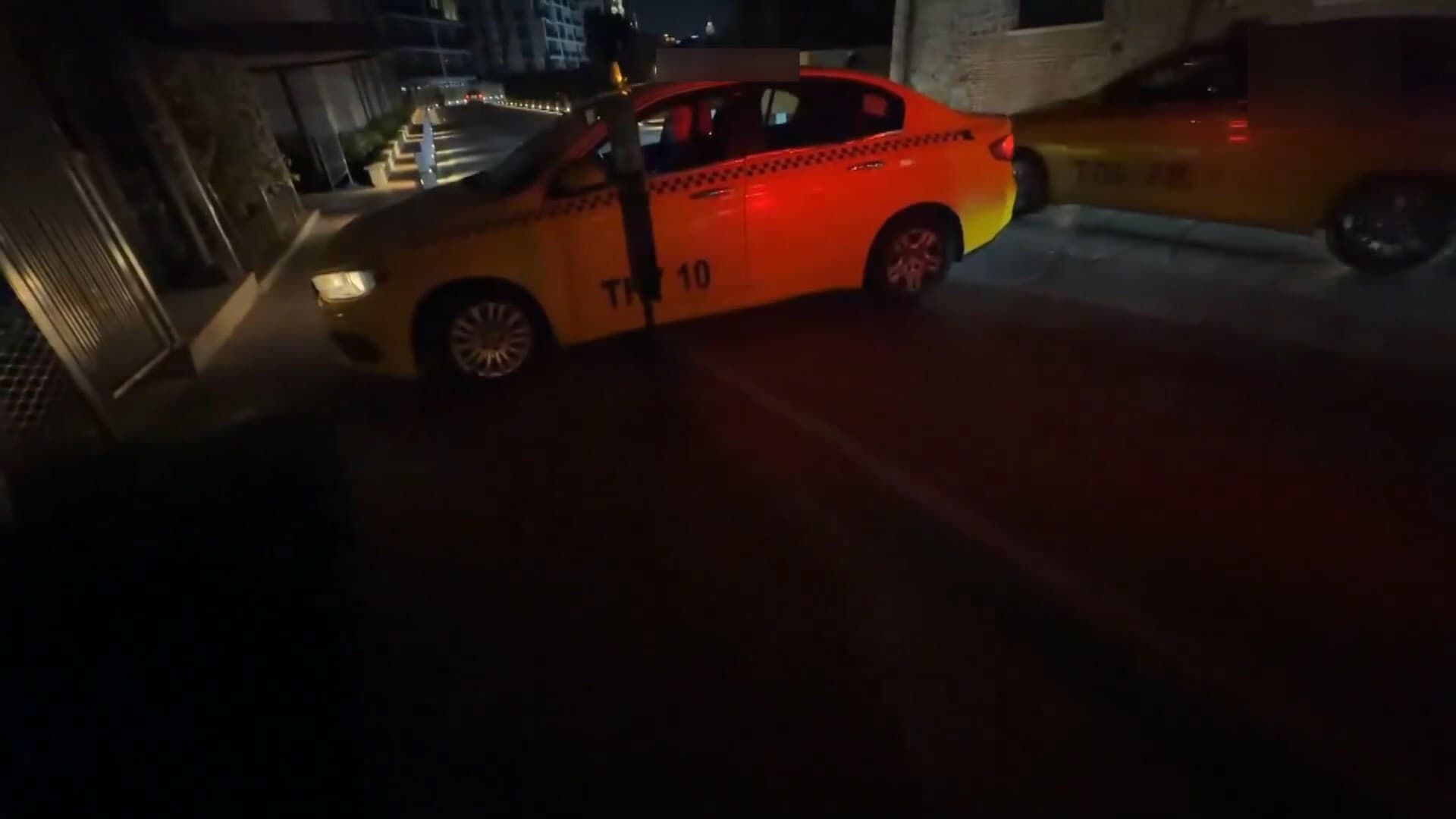 Taksici, ünlü yayıncıyı dolandırmaktan ceza aldı