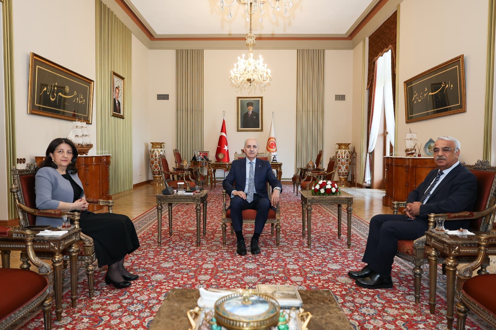 TBMM Başkanı Kurtulmuş, DEM Parti İmralı heyetiyle görüştü