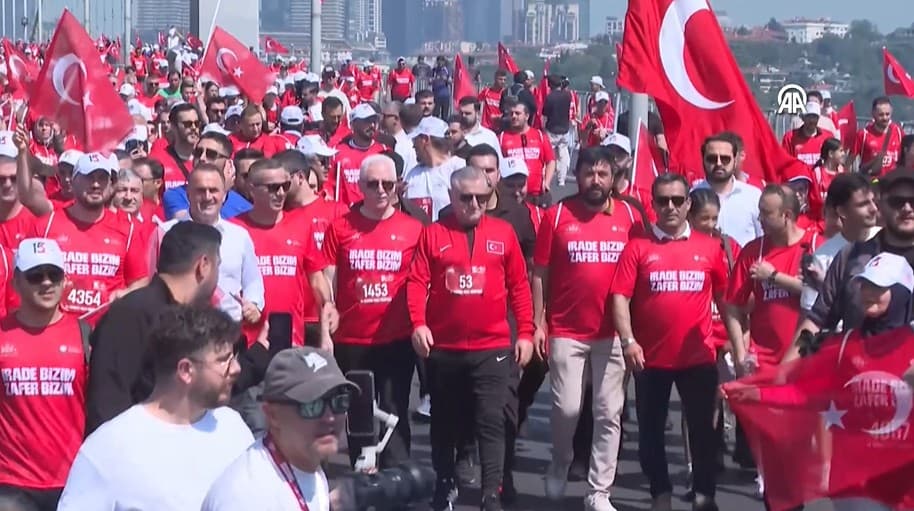 İstanbul'da 15 Temmuz Yürüyüşü düzenlendi