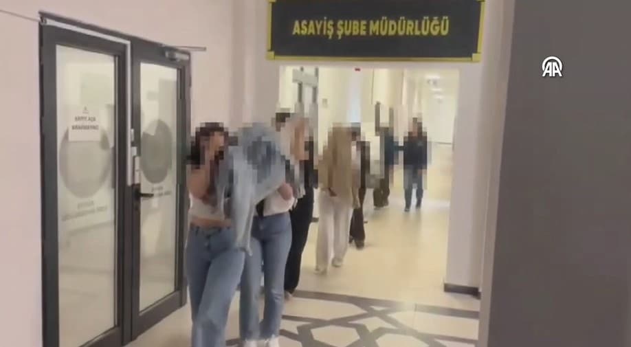Kocaeli'de fuhuş operasyonunda 18 kişi gözaltına alındı