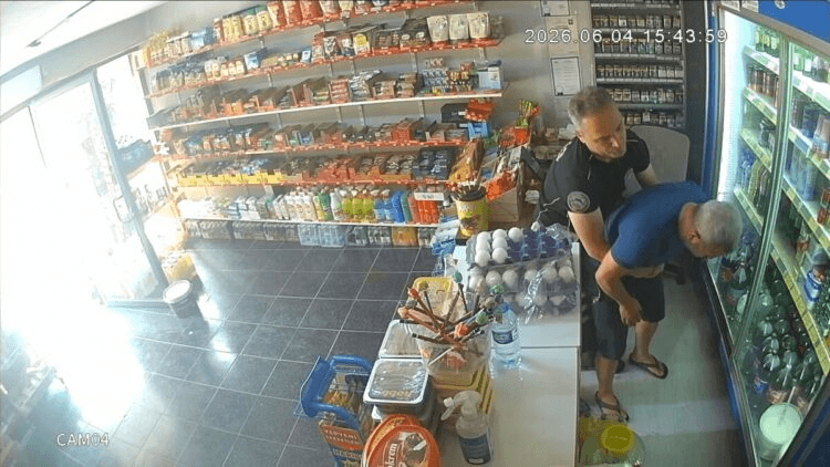 Osmaniye'de bakkal nefes borusuna şeker kaçınca polis müdahale etti