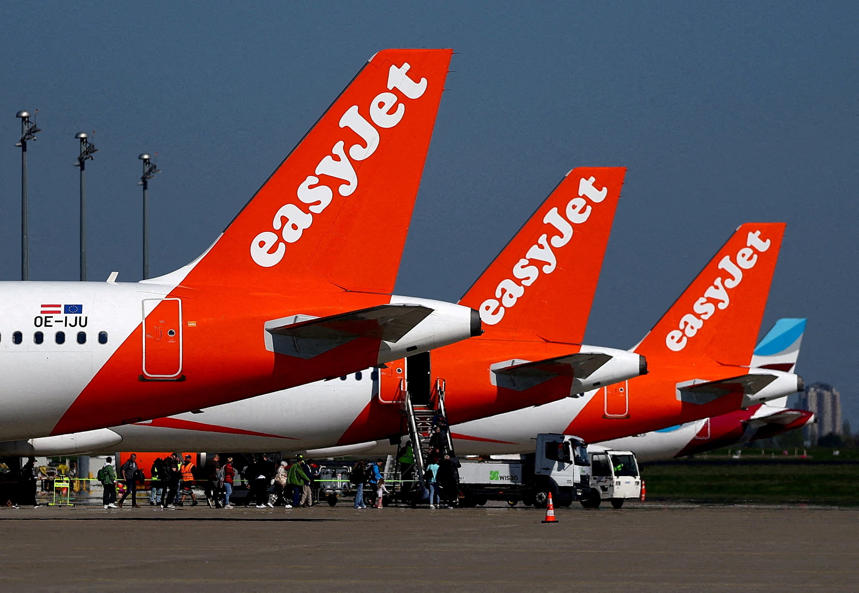 EasyJet'in kârı Ortadoğu'daki kriz nedeniyle yüzde 70 düştü