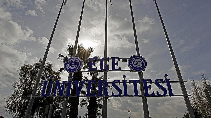 Ege Üniversitesi'nde yolsuzluk soruşturmasında 45 kişi gözaltına alındı