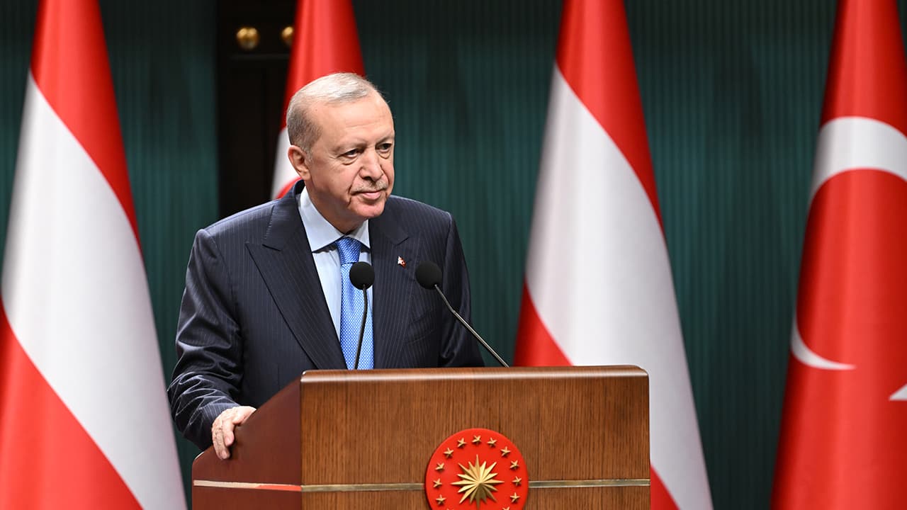 Çerçeve yasa Cumhurbaşkanı Erdoğan'a sunuldu