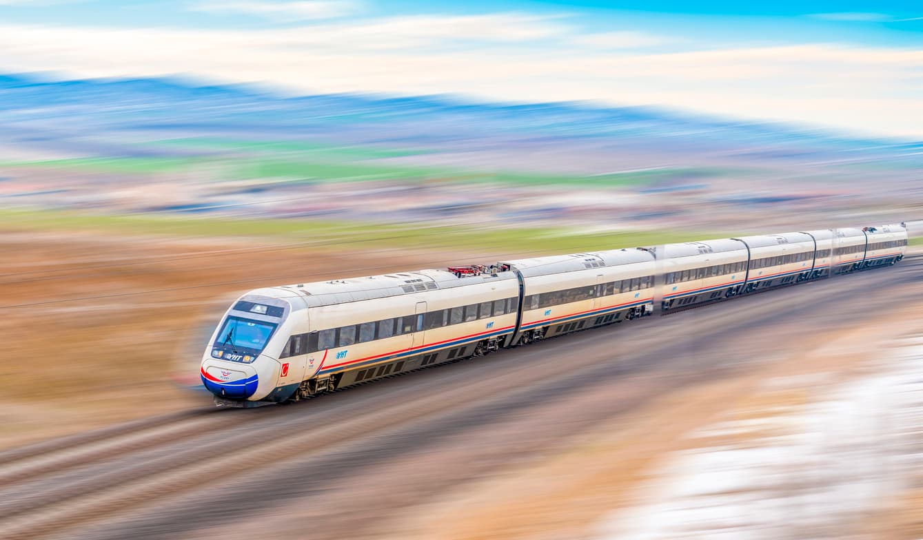 Bursa-İstanbul ve Bursa-Ankara seferleri 2 saat 15 dakikaya inecek