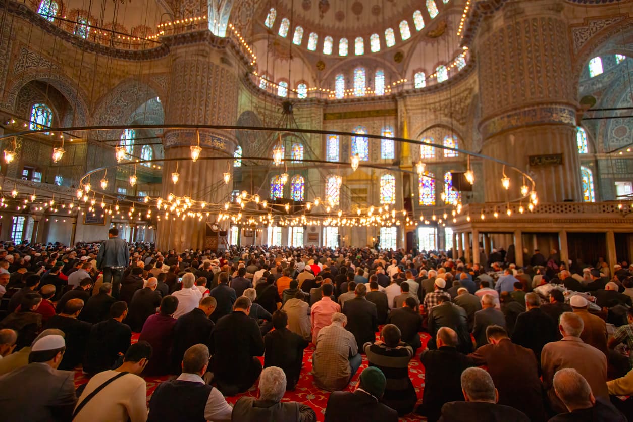 Bayram namazı kılınışı ve rekat sayısı hakkında bilgiler