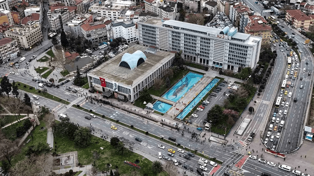 İBB Meclisi'nde dengeler değişiyor