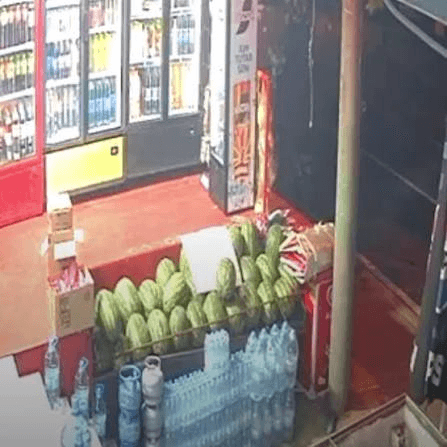 Kocaeli'de otomobil genç kızı ezip kaçtı