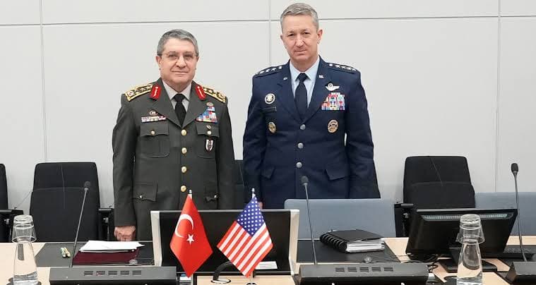 Bayraktaroğlu, ABD'li mevkidaşıyla telefonla görüştü