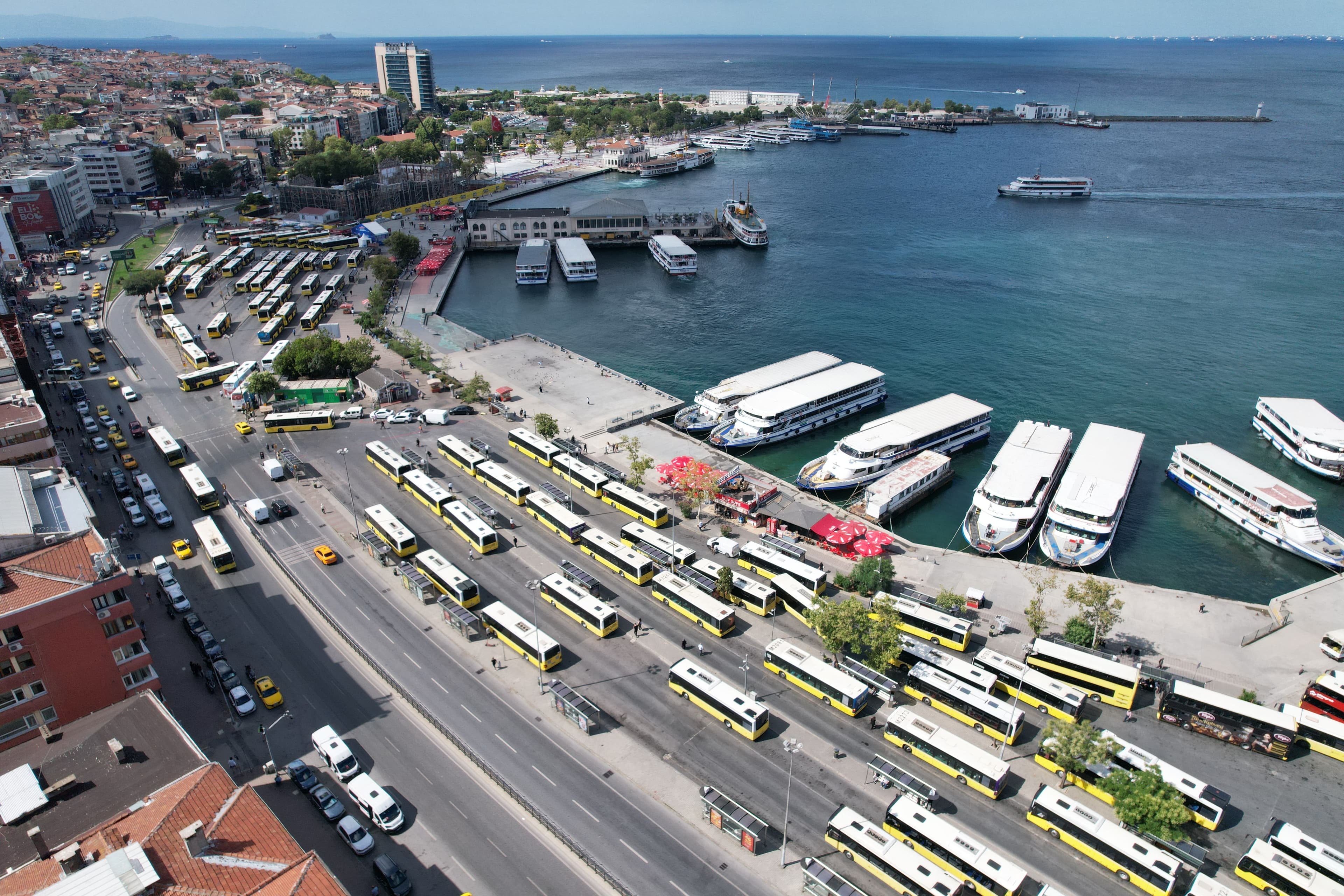 Kadıköy'de 13 İETT hattının son durakları değişti