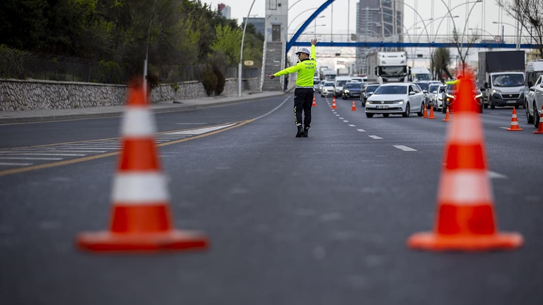 15 Temmuz'da İstanbul'da trafiğe kapatılacak yollar açıklandı