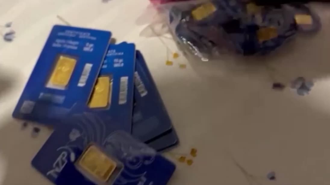 Büyük kuyumcuya sahte altın üretimi suçlaması