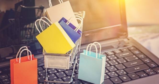 Fransa, İngiliz moda sitesine sahte indirim nedeniyle ceza kesti