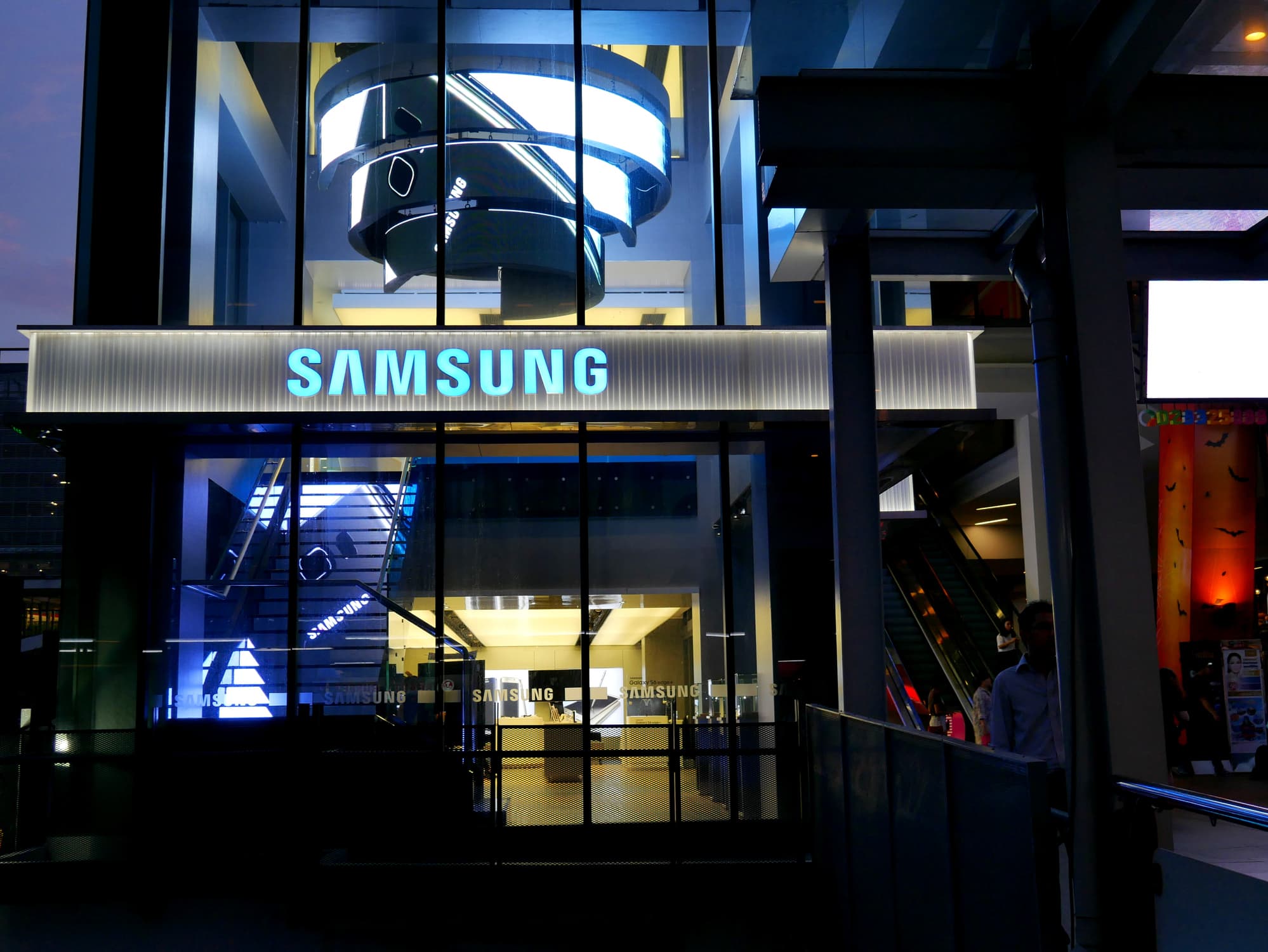 Samsung, hissedarlarına 72 milyar dolarlık geri ödeme planlıyor