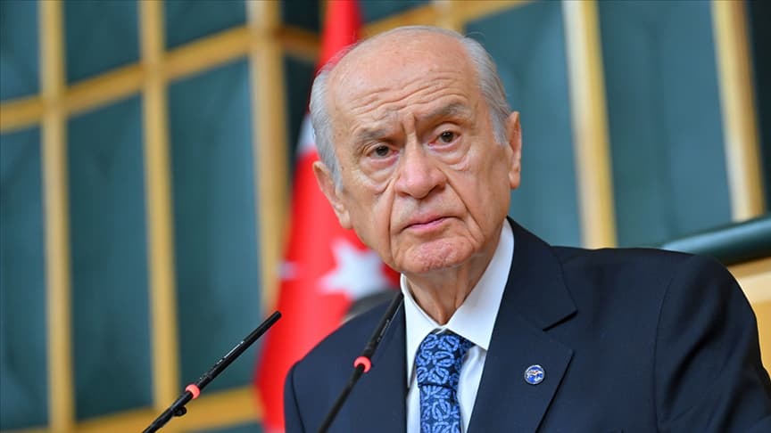 Bahçeli, Özel'i telefonla arayarak Kurban Bayramı'nı kutladı
