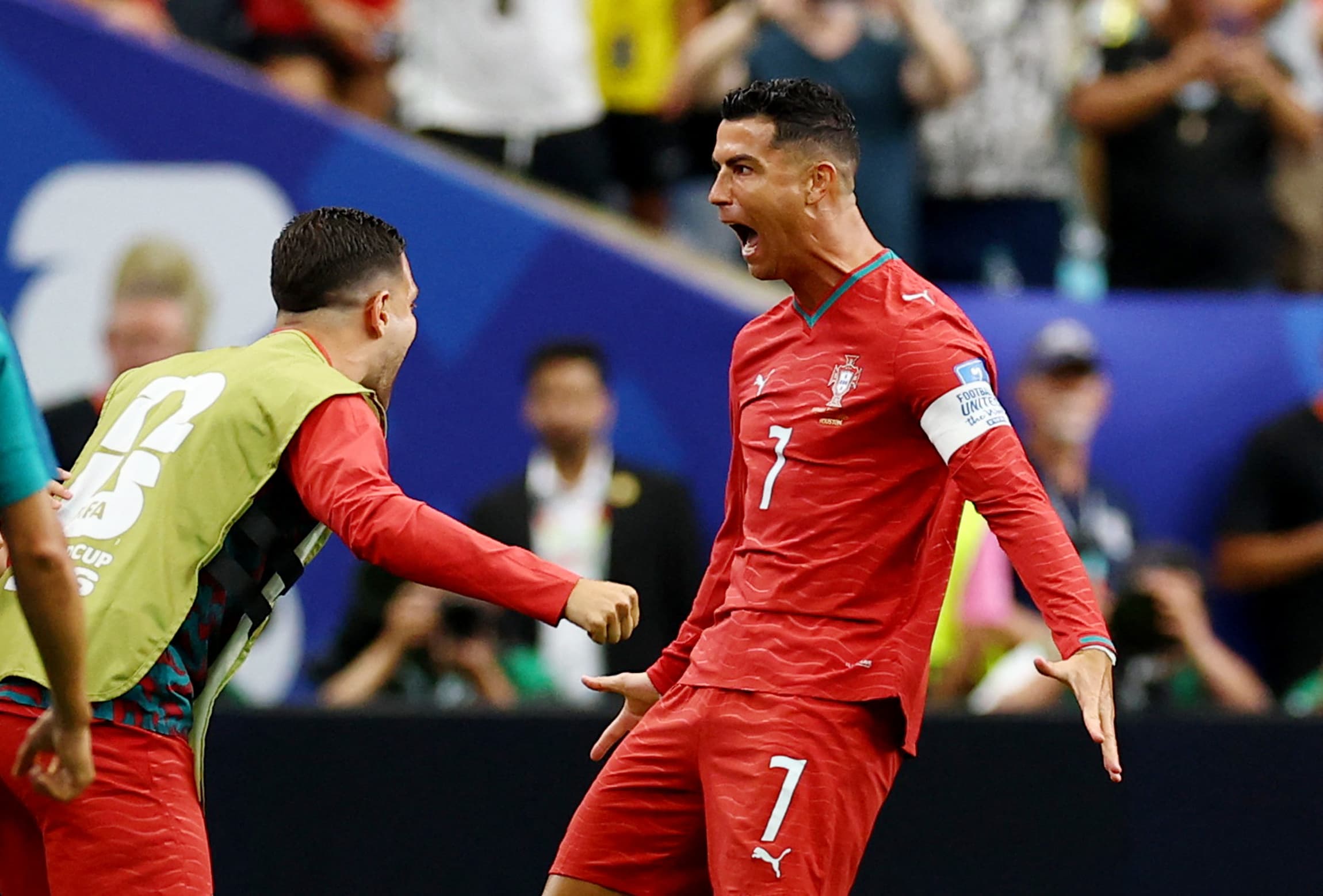 Cristiano Ronaldo, Özbekistan maçında rekor kırdı