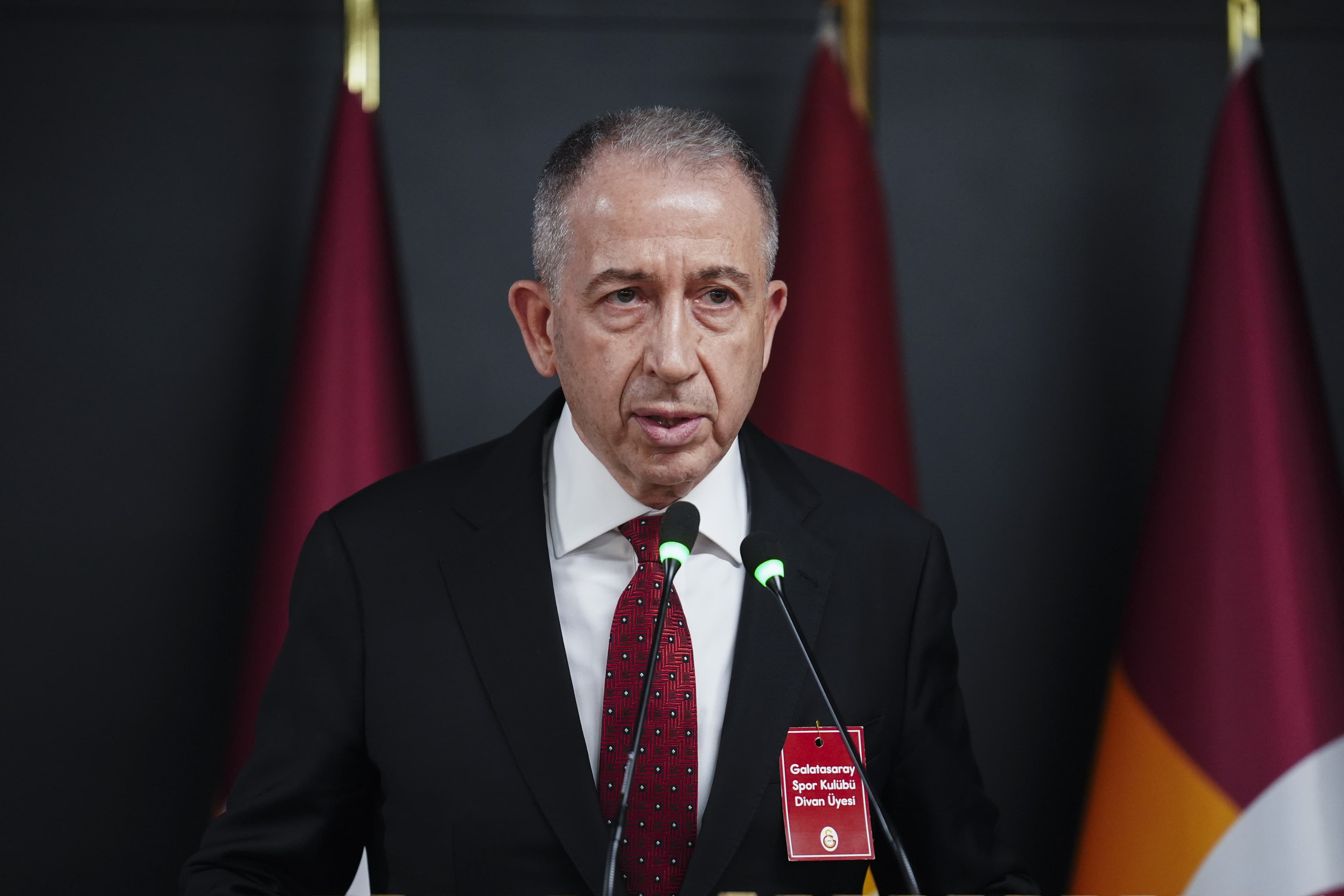 Metin Öztürk, Erden Timur tartışması için net konuştu