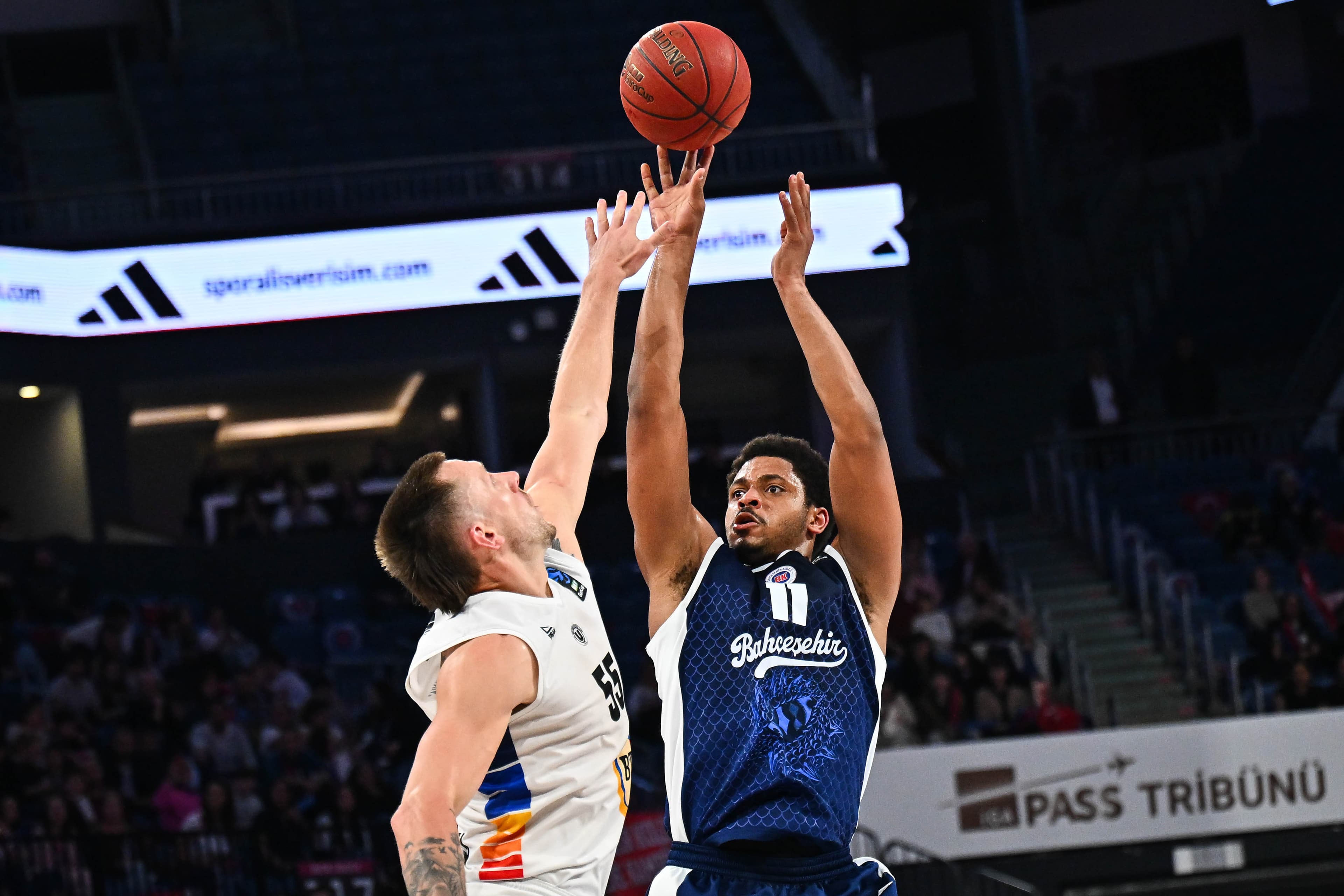 Bahçeşehir Koleji EuroCup'ta üst üste ikinci kez yarı finalde