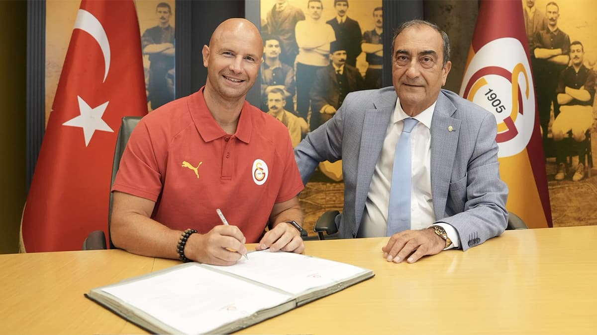 Galatasaray'da Frederic Dusart başantrenör oldu