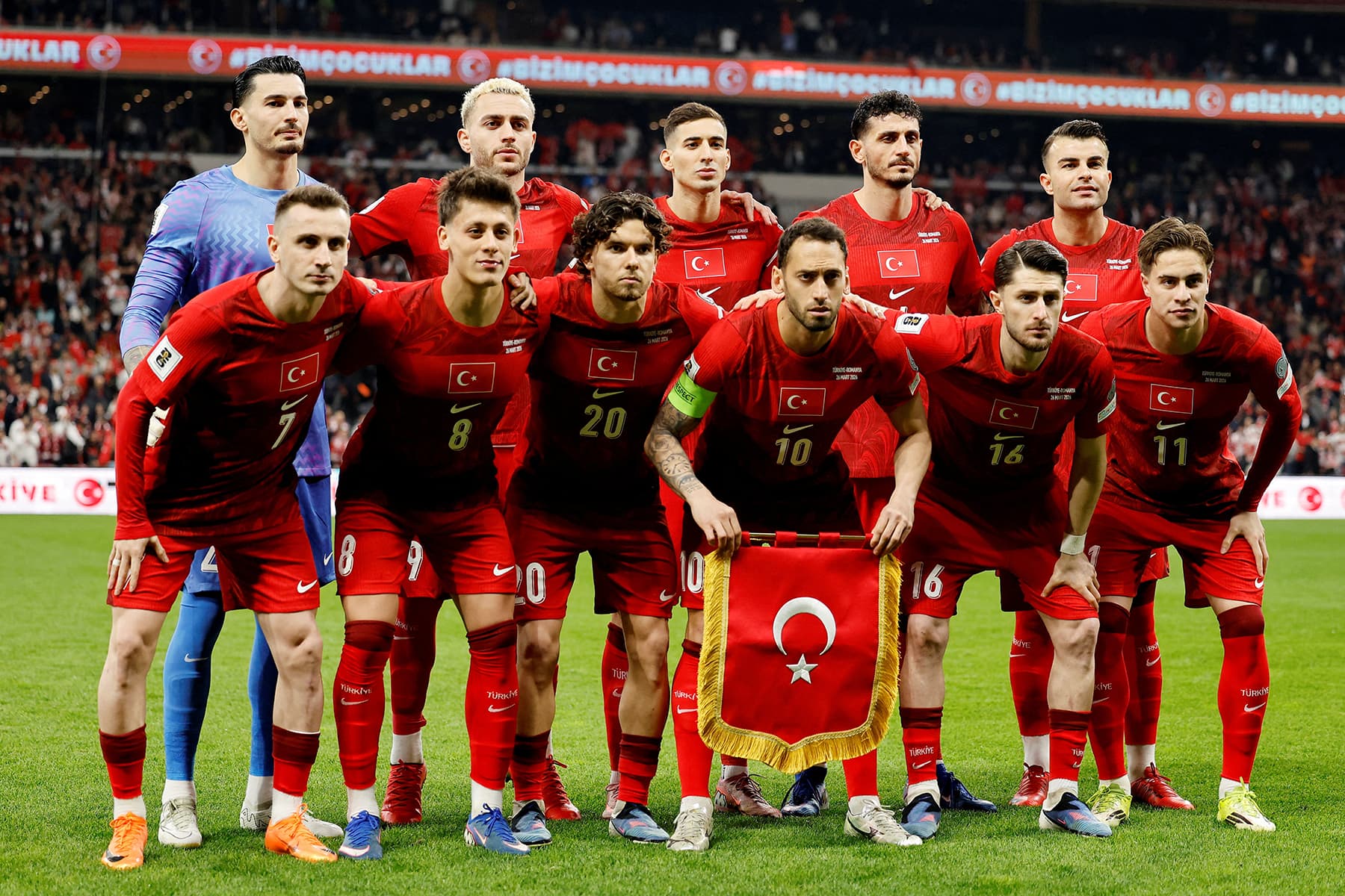 2026 Dünya Kupası'nın şampiyonluk favorileri açıklandı, A Milli Takım'ın sırası belirlendi.