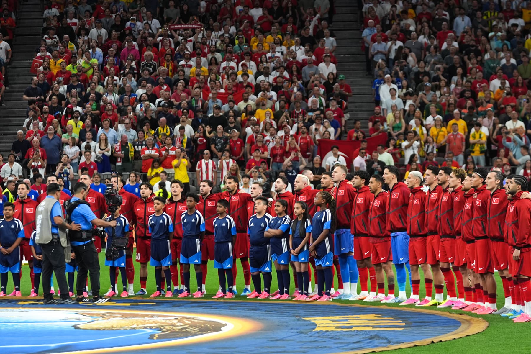 Montella, Paraguay maçında 2 oyuncu değişikliği yapacak