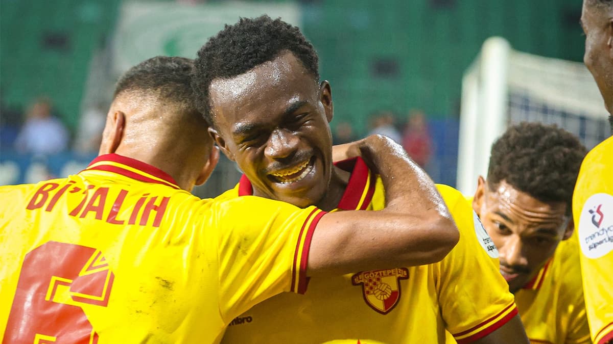 Göztepe, Anthony Dennis'in Al-Jazira'ya transferini duyurdu