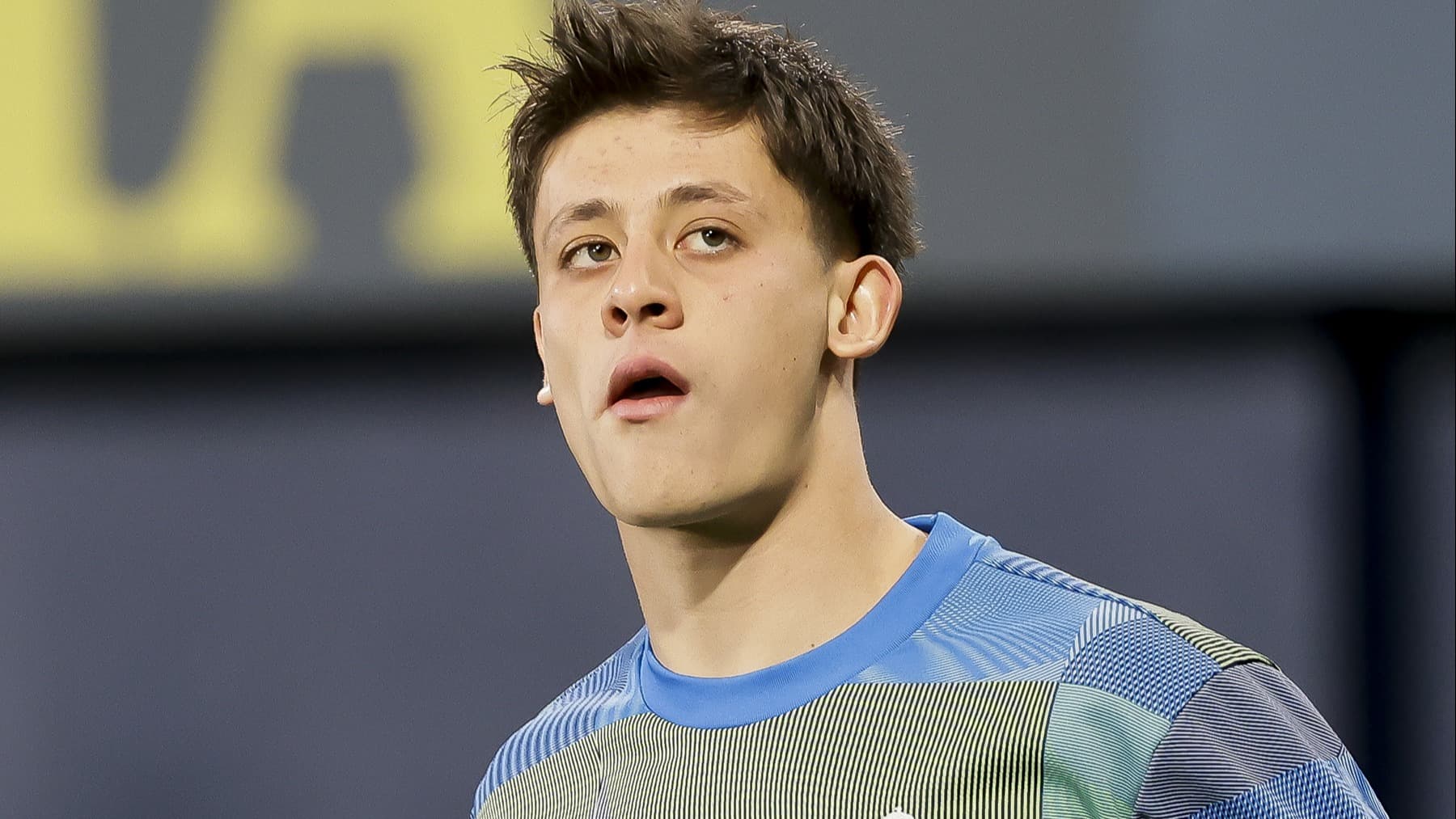 Real Madrid taraftarı Franco Mastantuono'ya tepki gösterdi
