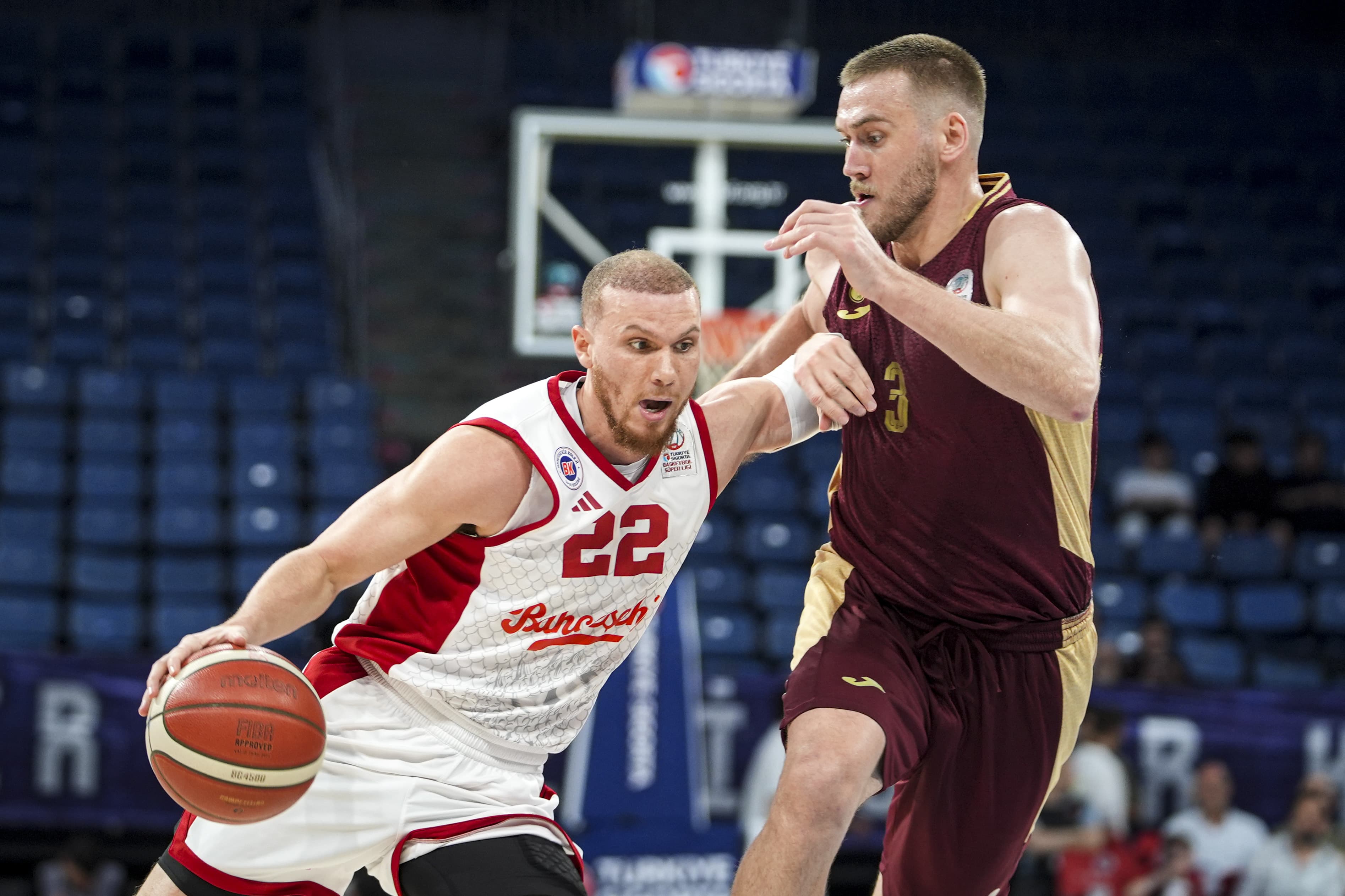 Bahçeşehir Koleji, Trabzonspor'u 91-65 yenerek seride öne geçti