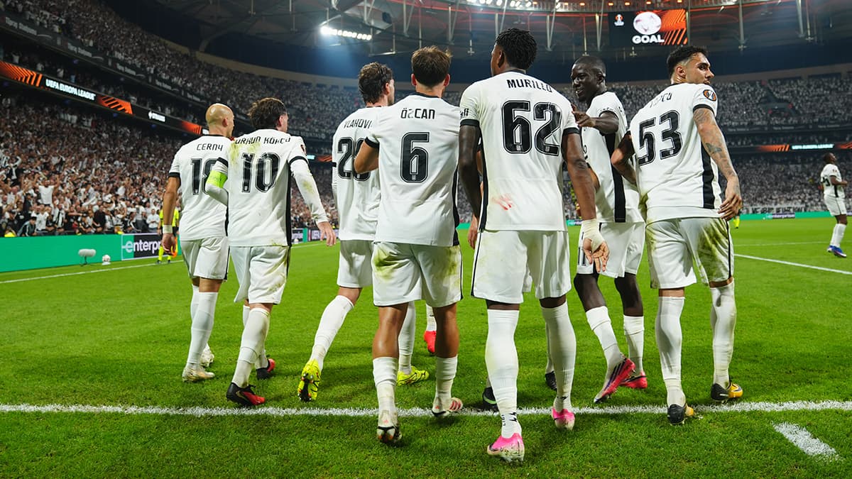Beşiktaş formasında Tera Yatırım reklamı neden yoktu?