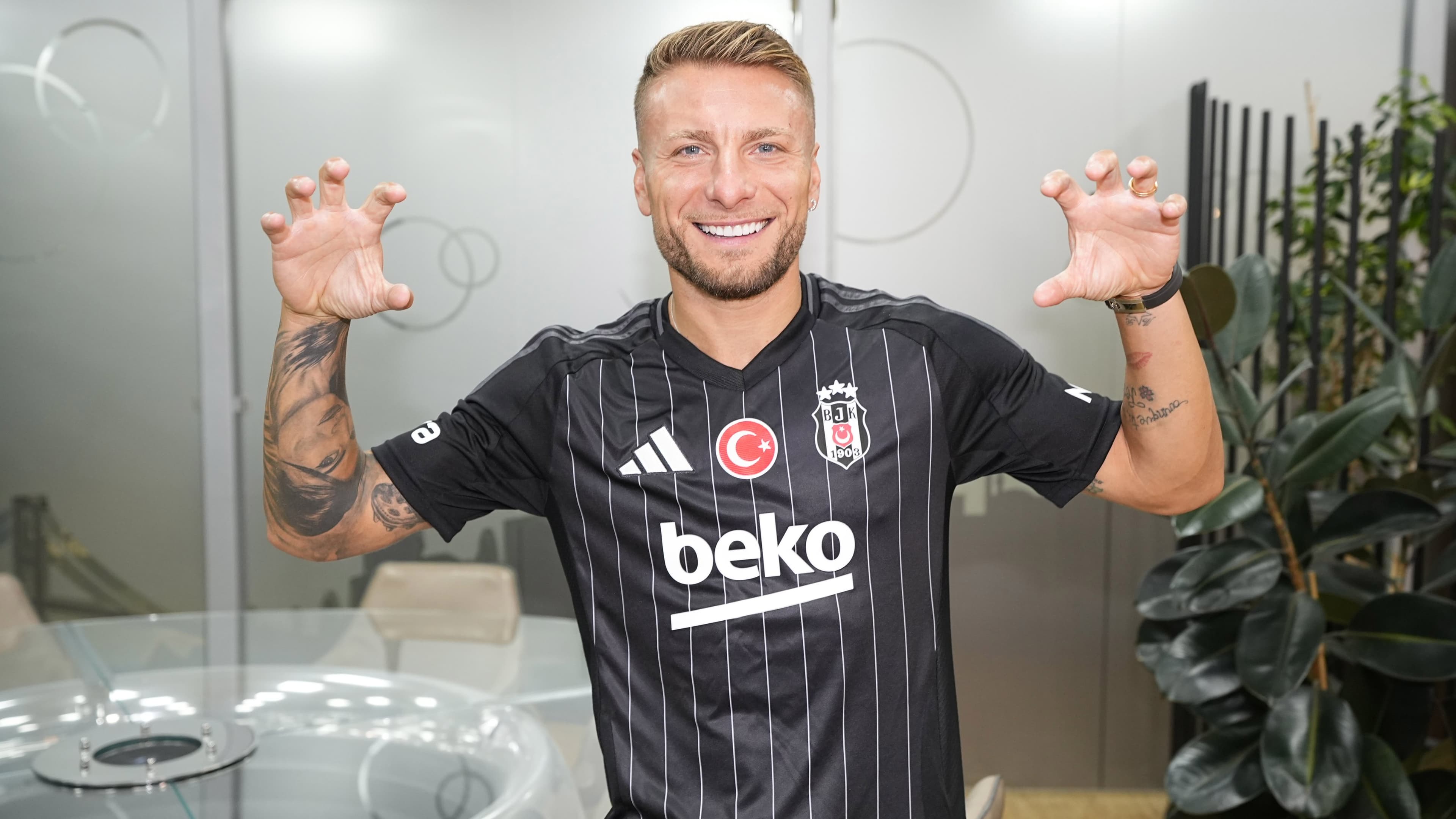 Ciro Immobile, Beşiktaş'taki futbol kariyerini sonlandırdı