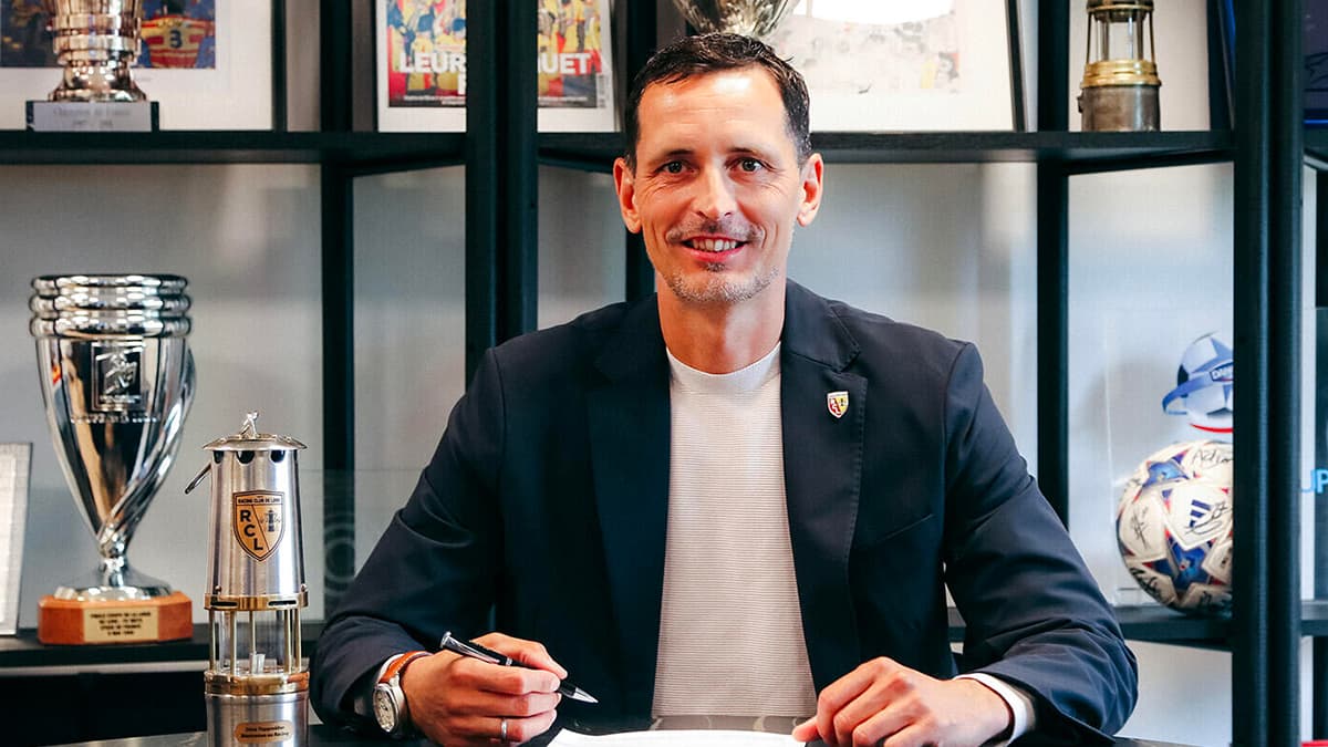 Dino Topmöller, Lens ile 2 yıllık sözleşme imzaladı