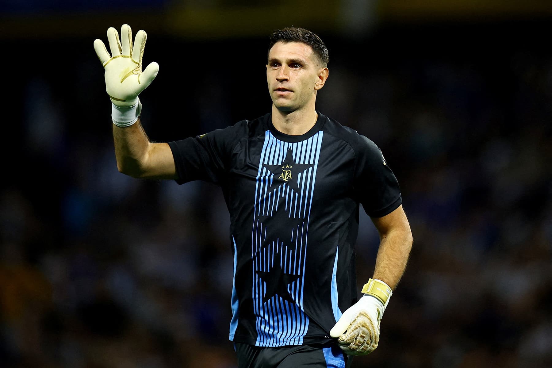 Emiliano Martinez'in Juventus'a transferi için görüşmeler başladı