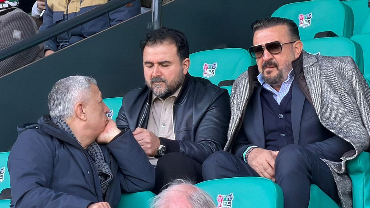 Ertan Torunoğulları Hollanda'da tribünde: NEC Nijmegen-Heerenveen maçını takip etti