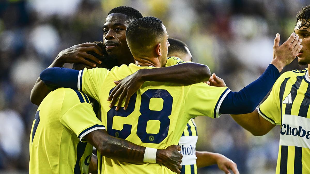 Fenerbahçe, Pogon Szczecin ile hazırlık maçında karşılaşacak.