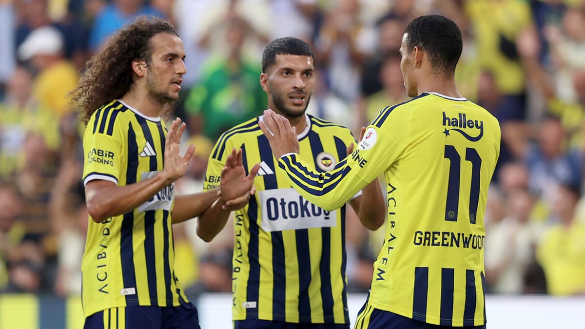 Fenerbahçe, Eyüpspor maçında tarihi bir galibiyet elde etti