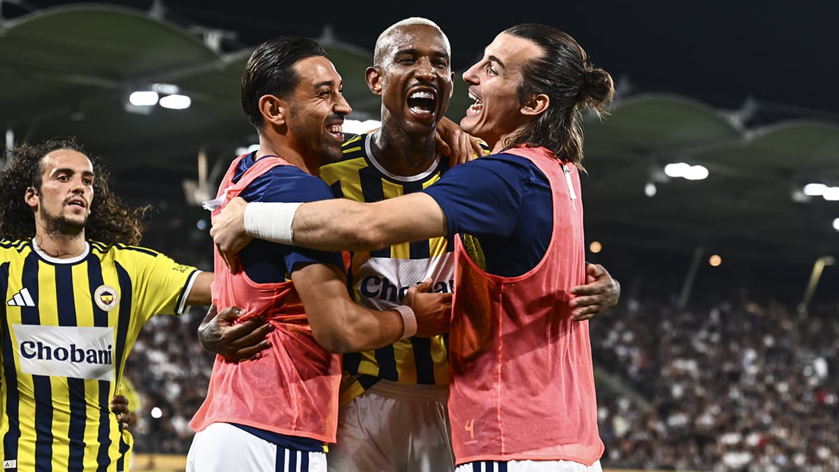 Gençlerbirliği ve Fenerbahçe Süper Lig Maçını Canlı İzleyin