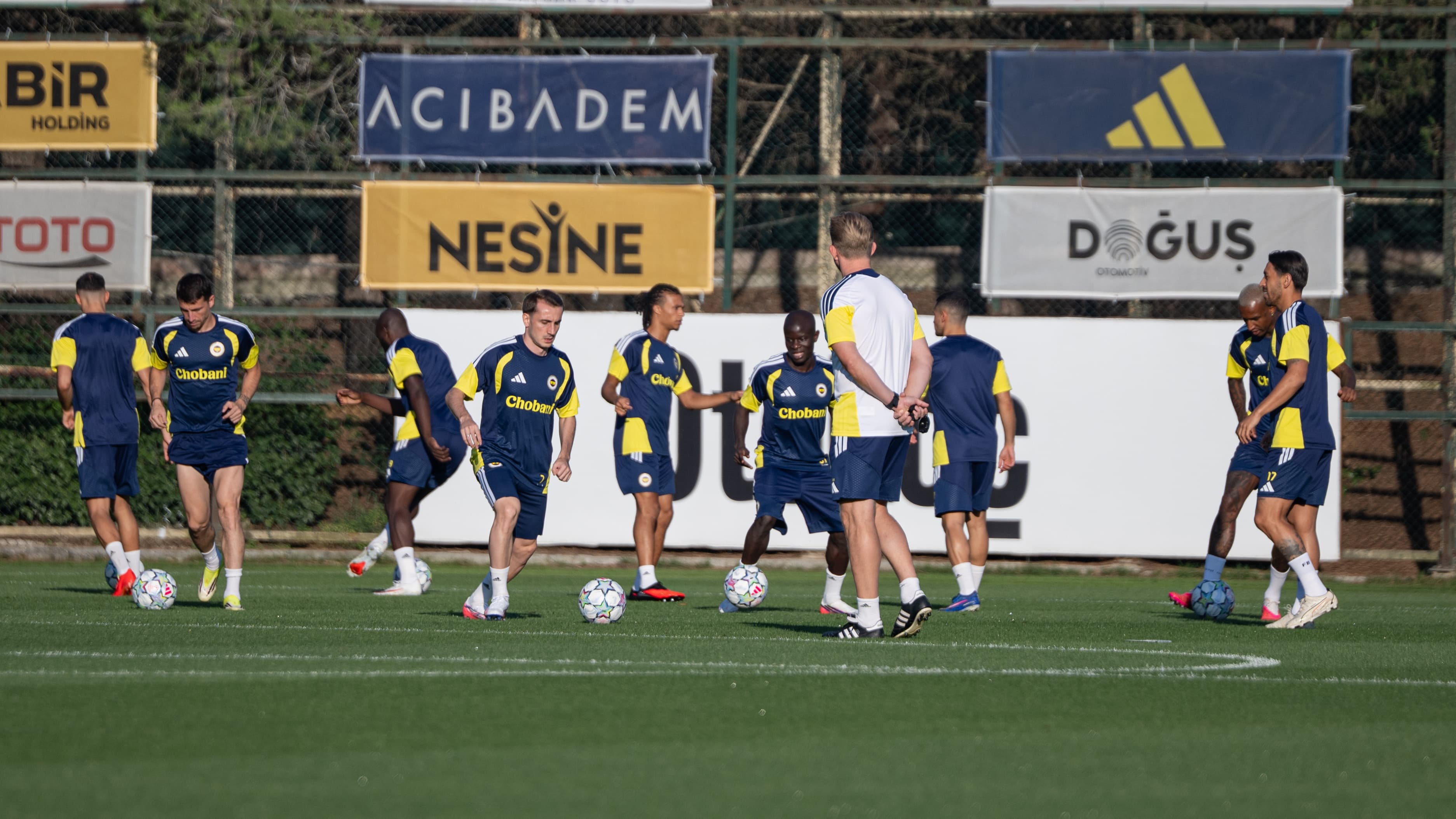 Fenerbahçe, Lyon karşılaşması için son hazırlıklarını tamamladı