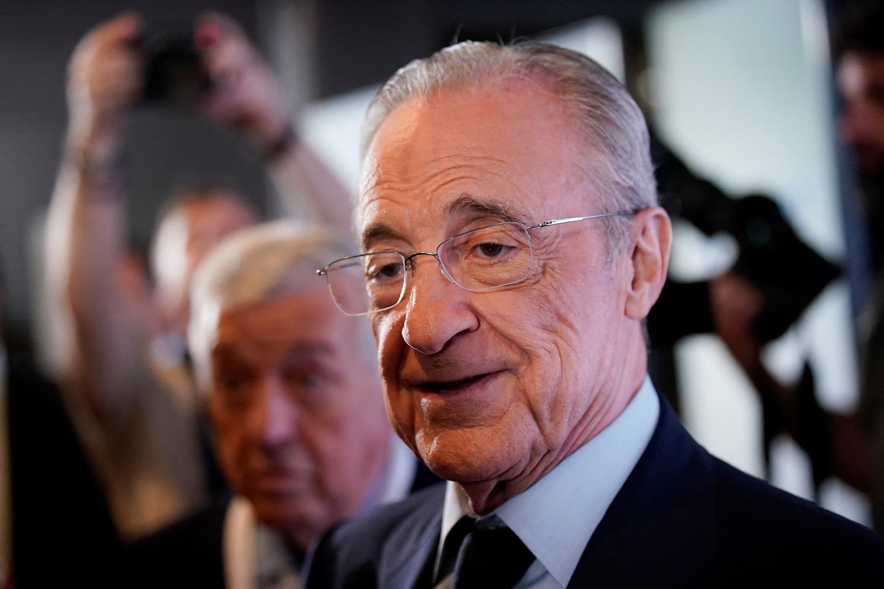 Florentino Perez, 150 milyon euro ile rekor transfer peşinde