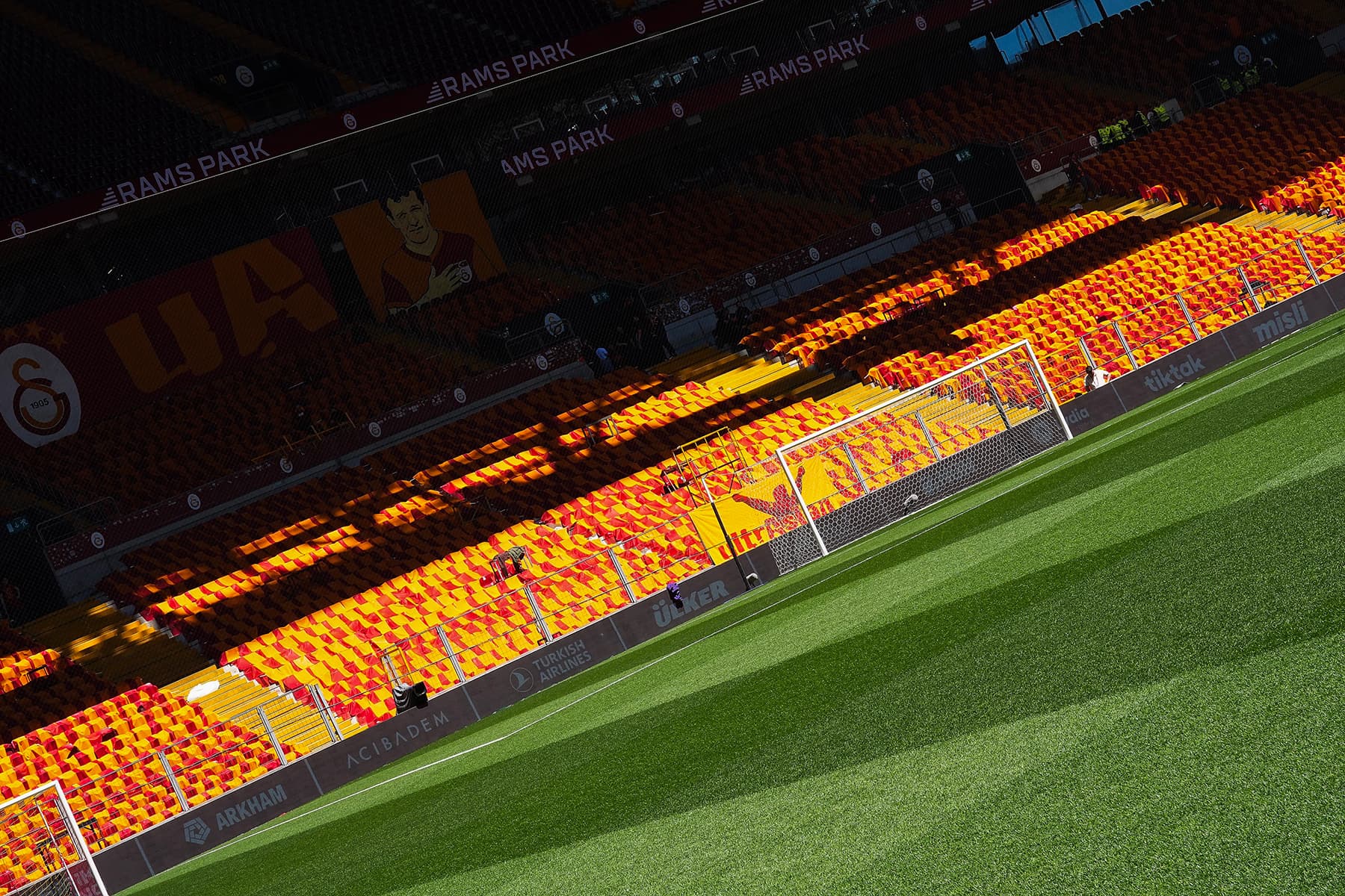 Galatasaray, Kocaelispor maçı sonrası Rams Park zeminini değerlendiriyor
