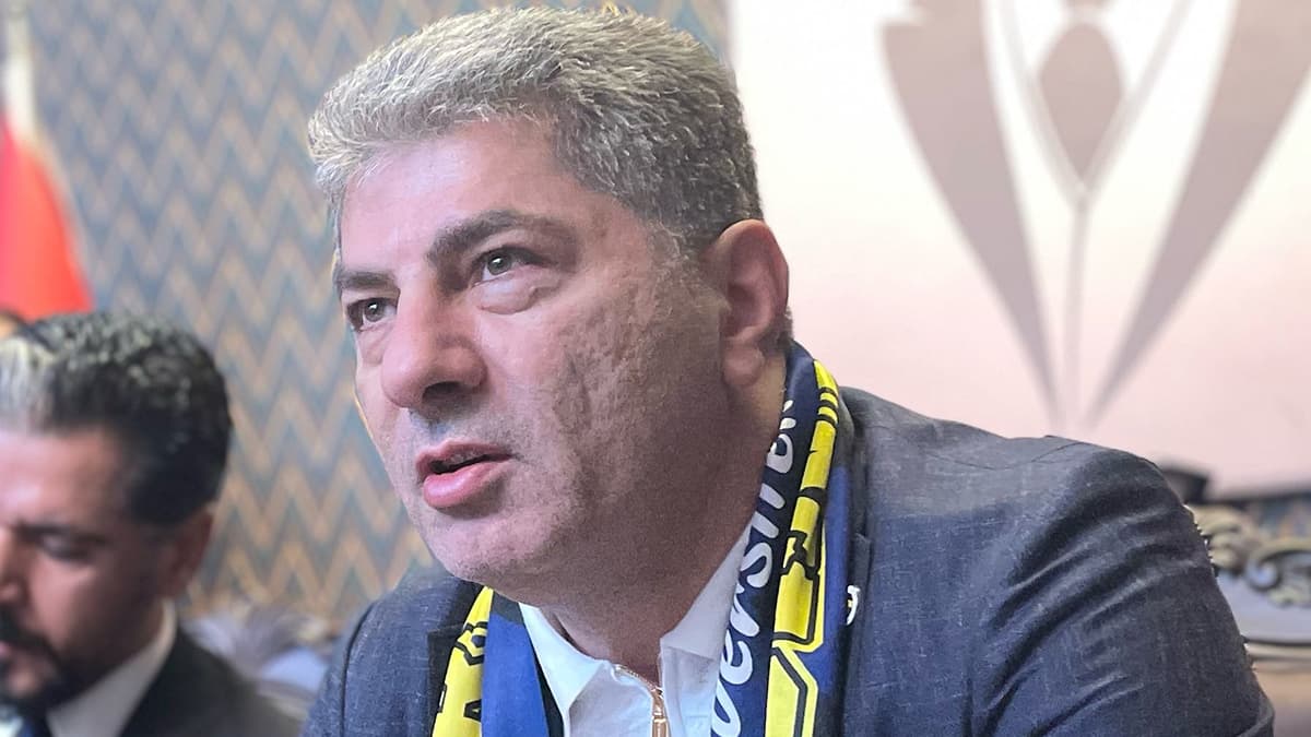 Hakan Safi, Aziz Yıldırım'a değişim mesajı verdi